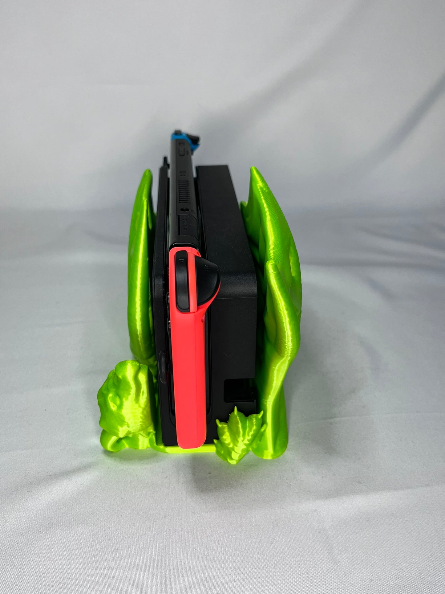 Dragon Wing Nintendo Switch Dock Holder